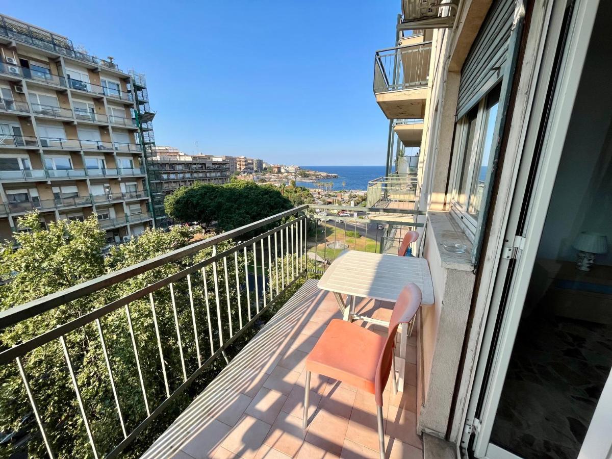 Sea View Holiday Apartment Κατάνια Εξωτερικό φωτογραφία